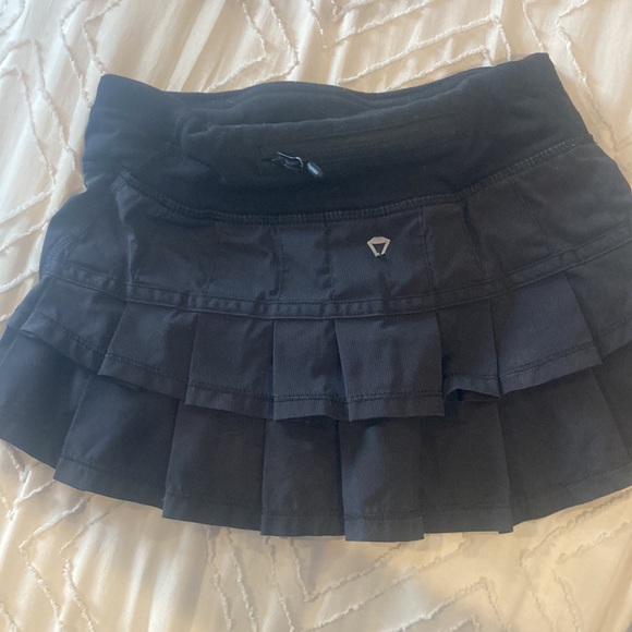 Ivivva golf skirt - Picture 2 of 4